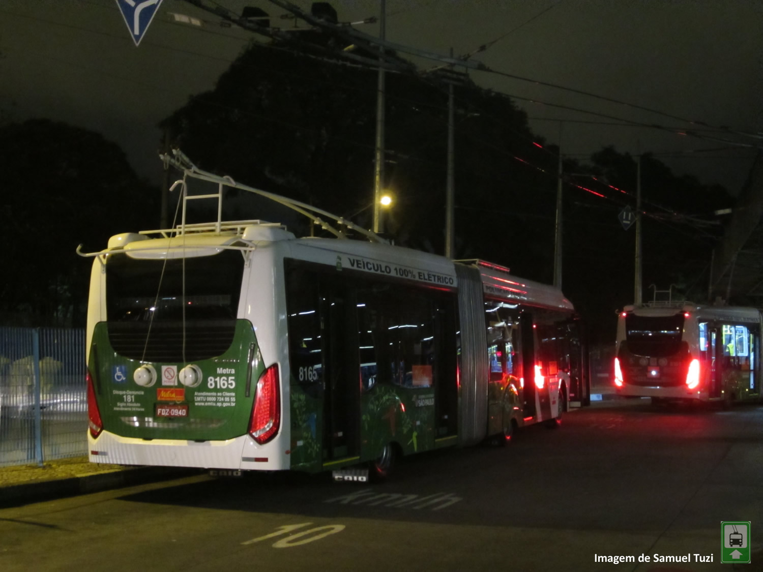 Trolebus Caio BRT - Metra - 8165 - 01