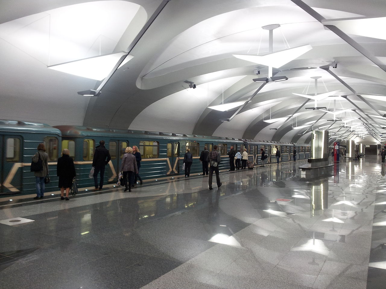 The-Moscow-Metro-Russia-Novokosino-Station