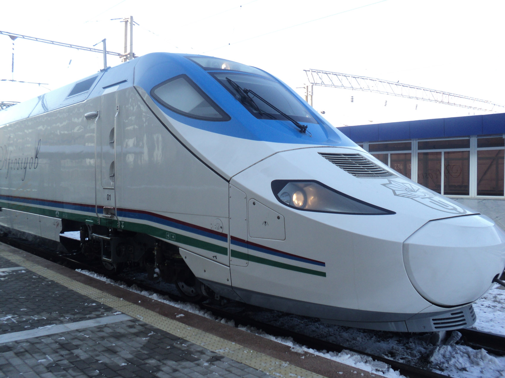 Hi-speed_trains_Afrosiyab_(Uzbekistan)