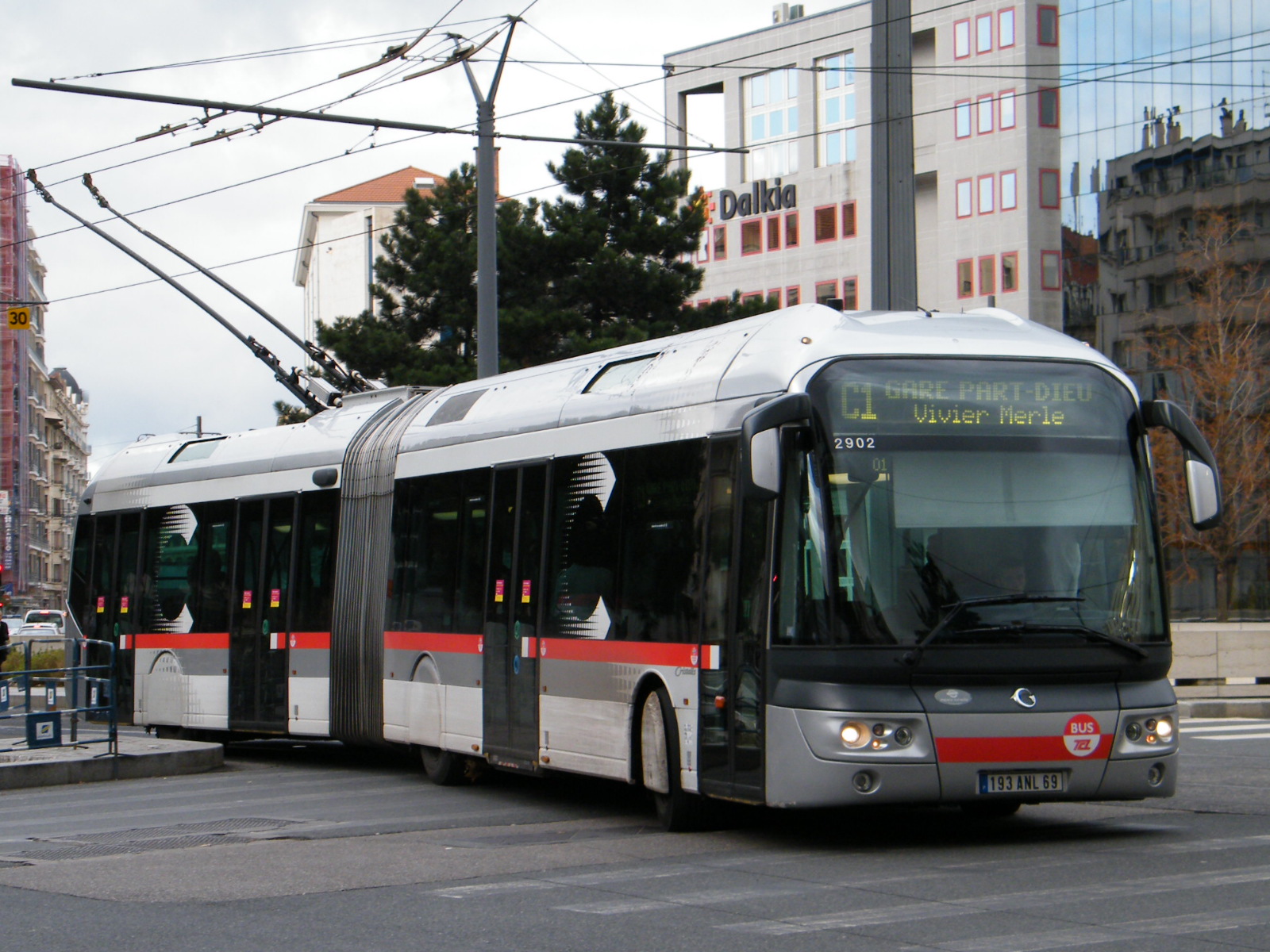 UITP-Irisbus_Cristalis_ETB18_C1_Lyon_TCL_PDVM_Ibou