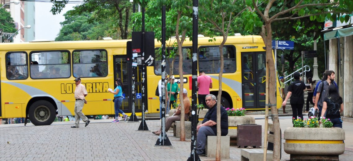 Como chegar até Super Golff em Londrina de Ônibus?