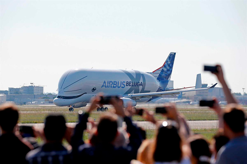 Avião ou baleia? Airbus faz primeiro voo de novo modelo da Beluga