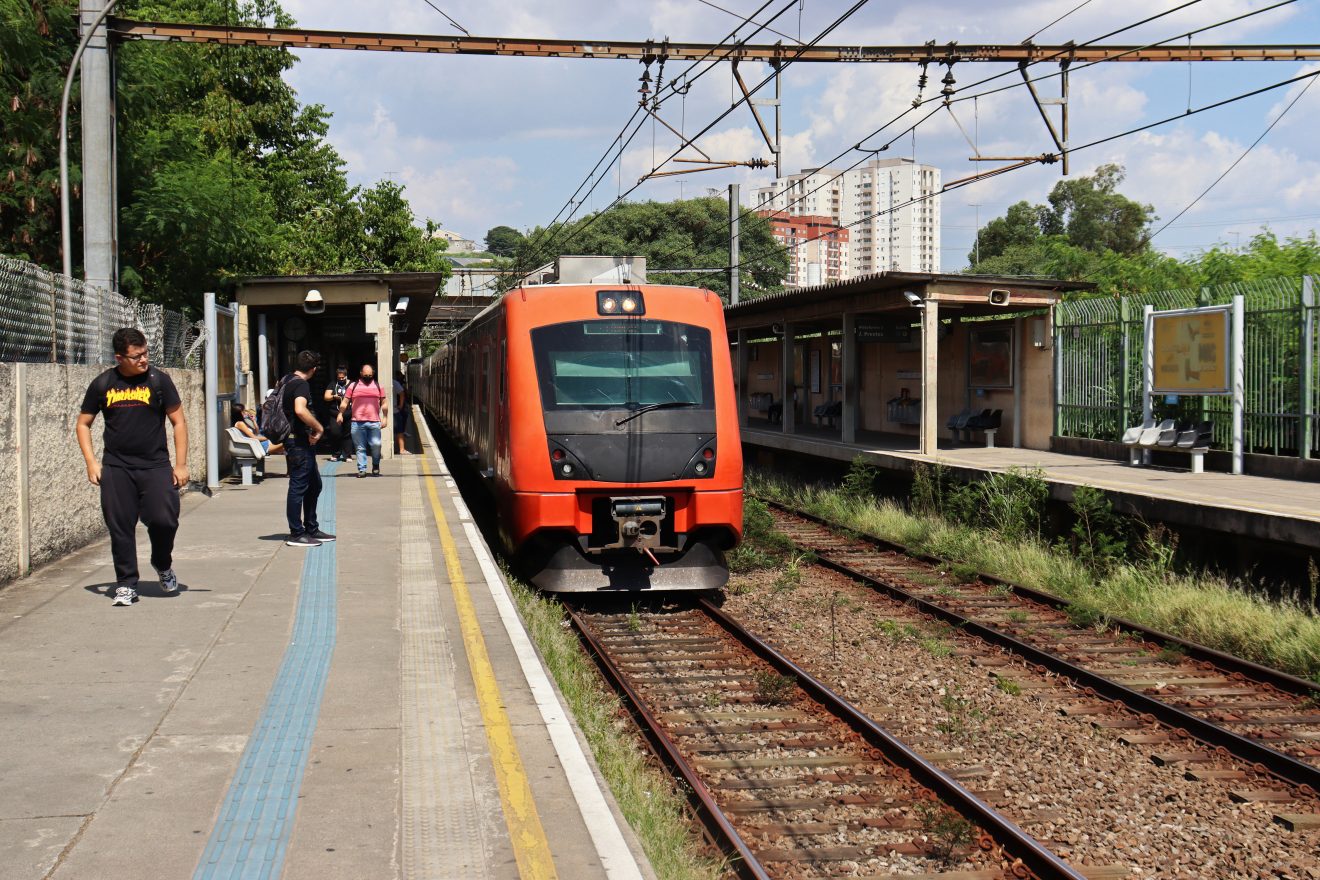 ViaMobilidade Retira Logo Da CPTM De Trens Das Linhas 8 E 9