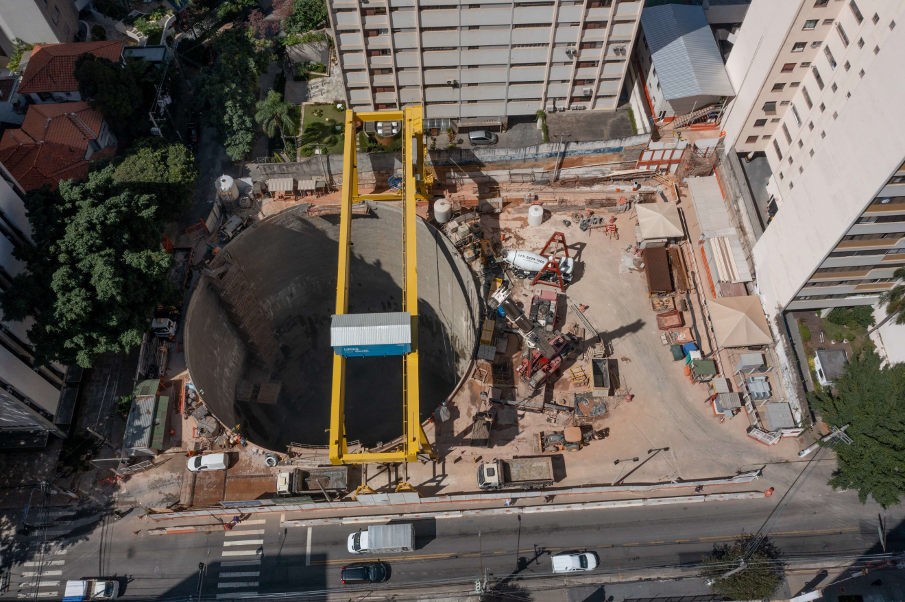 Via De Perdizes Interditada Para Obras Da Esta O Puc Cardoso De