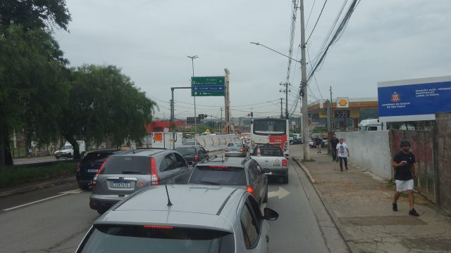 Pilares Do Monotrilho Tomam Forma Na Avenida Ragueb Chohfi