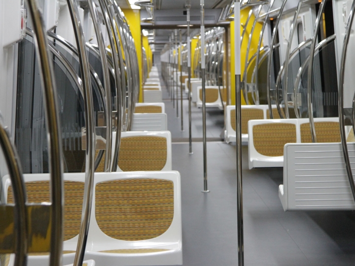 linha-amarela-cadeiras-g