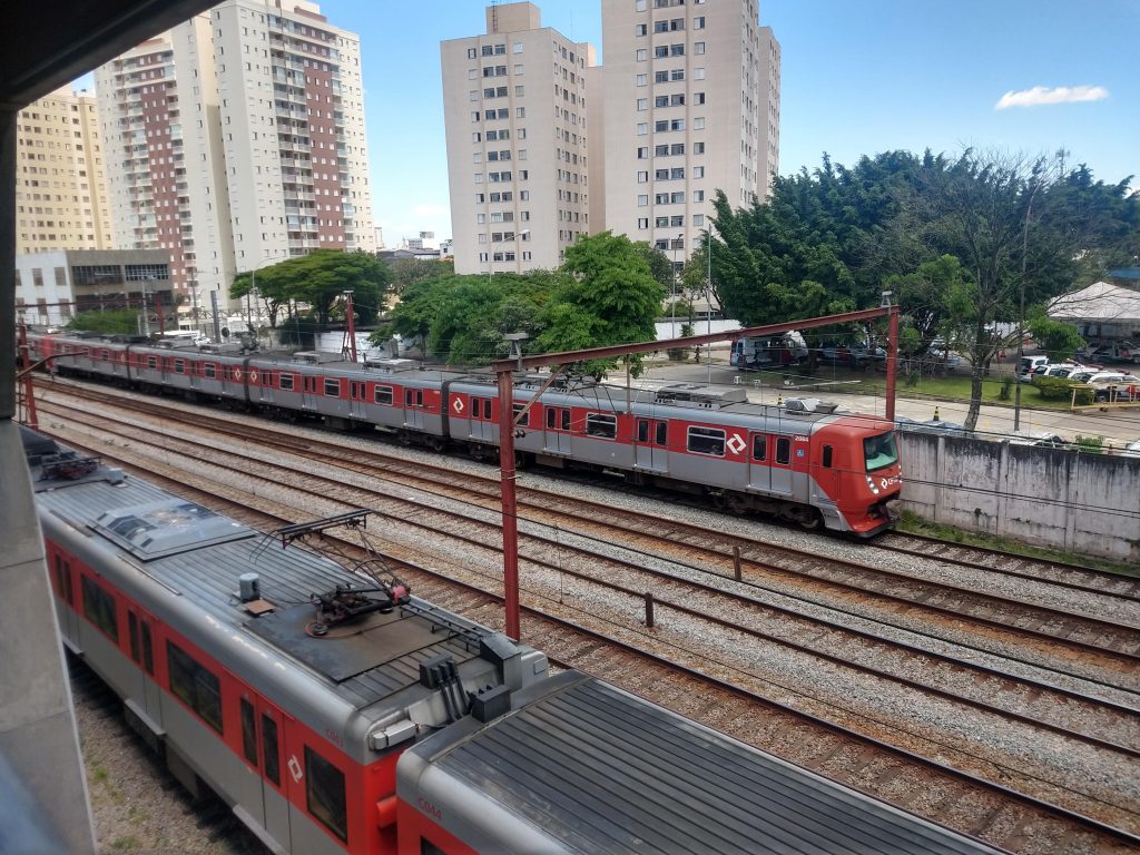 Falha afeta Linha 12-Safira da CPTM nesta segunda-feira (4) -