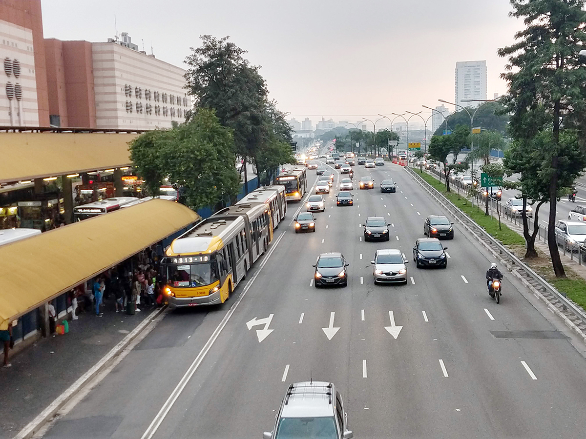 Greve De Onibus Em Sp / FOTOS: Greve de motoristas fecha terminais de ônibus em SP ...