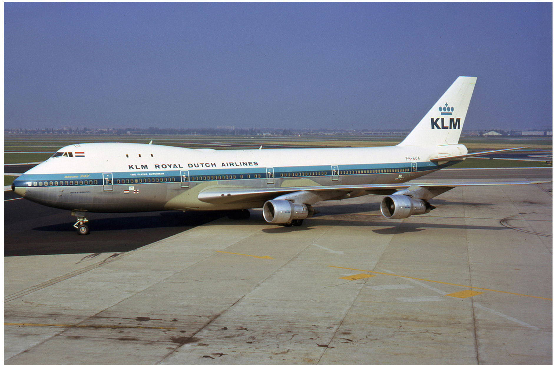 1971 – Inicio das operações com Boeing 747-200