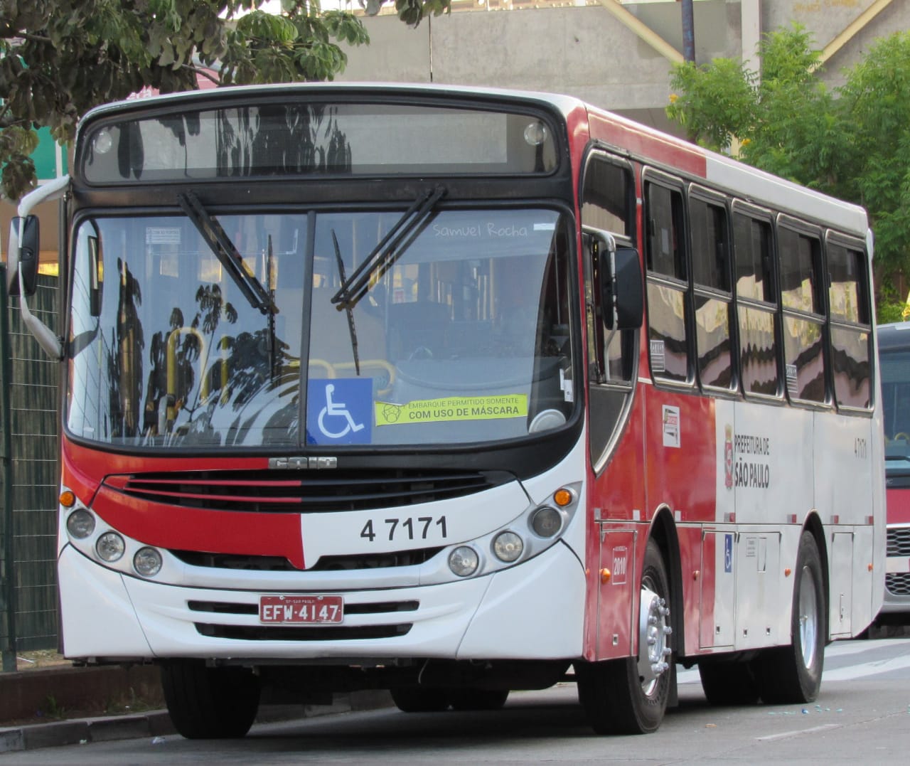 Greve de ônibus na Zona Leste de São Paulo chega ao segundo dia nesta