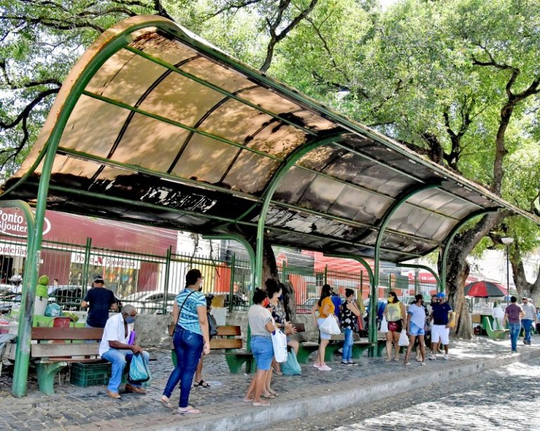 Teresina tem greve de ônibus nesta terçafeira (13) Via Trolebus