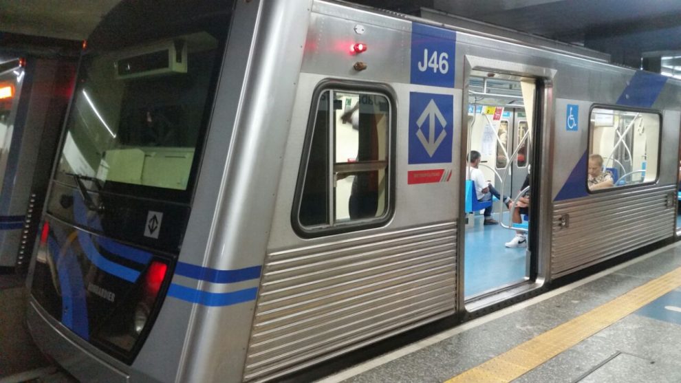 Como chegar até Playeasy em Consolação de Ônibus, Metrô ou Trem?