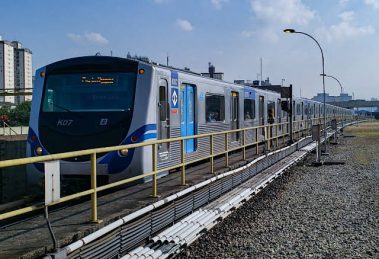 Trem K07 do Metrô que colidiu volta a operar - Via Trolebus