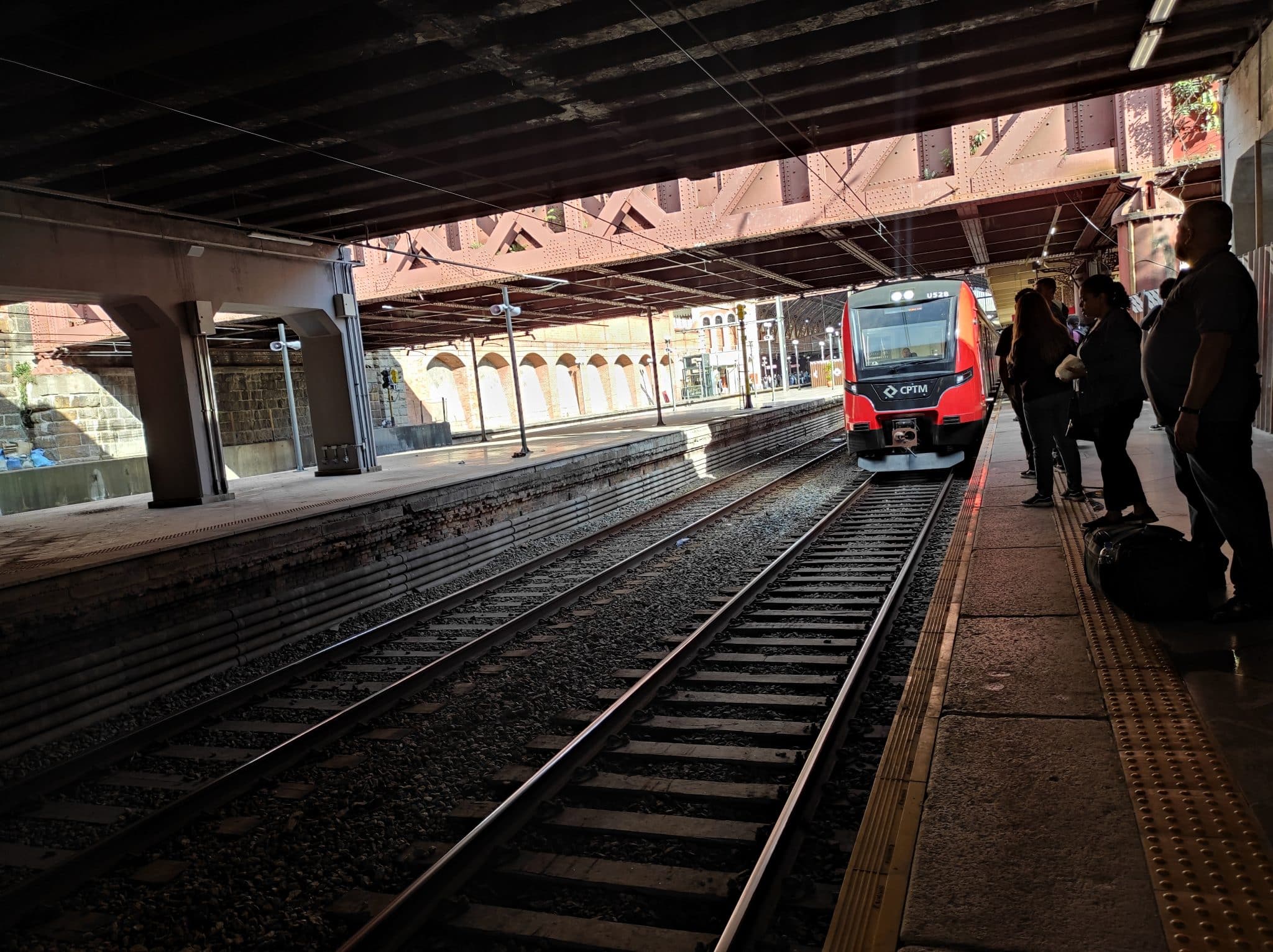 Expresso Aeroporto da CPTM é suspenso nesta segunda-feira (14) 