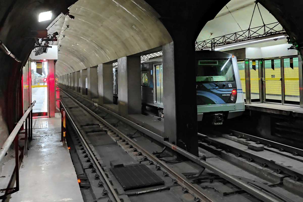 metrosp-linha2-frotaj-vila-madalena-renatolobo2