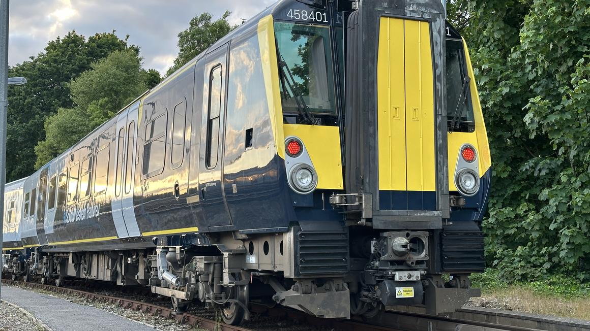 Renovated trains by Alstom enter service in United Kingdom –